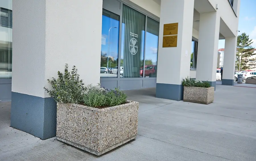 Betonové květináče JAFA BETON