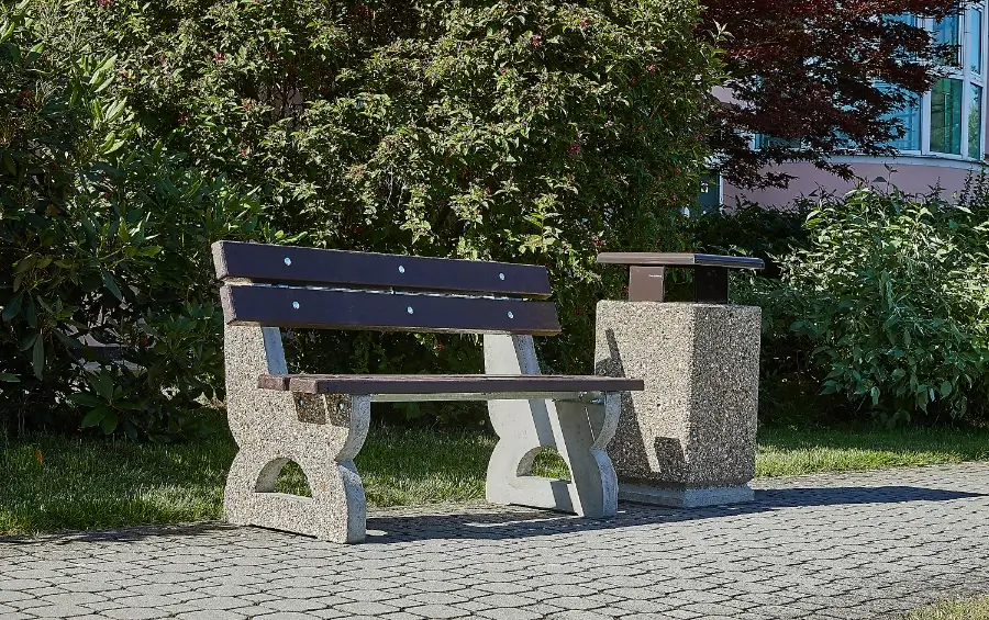 Betonové lavičky – latě z recyklovaného plastu JAFA BETON